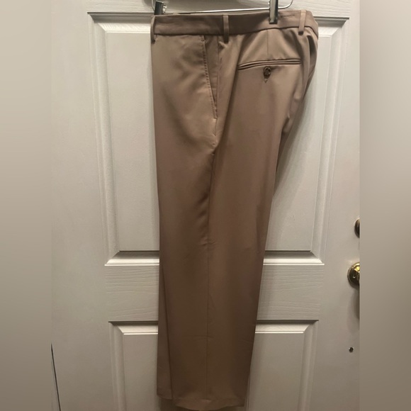 PRE-OWNED NAUTICA MEN'S FLAT FRONT DRESS PANTS- SIZE 36 X 30 - Picture 2 of 6